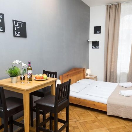 פראג Welcome Apartments On Lublanska מראה חיצוני תמונה