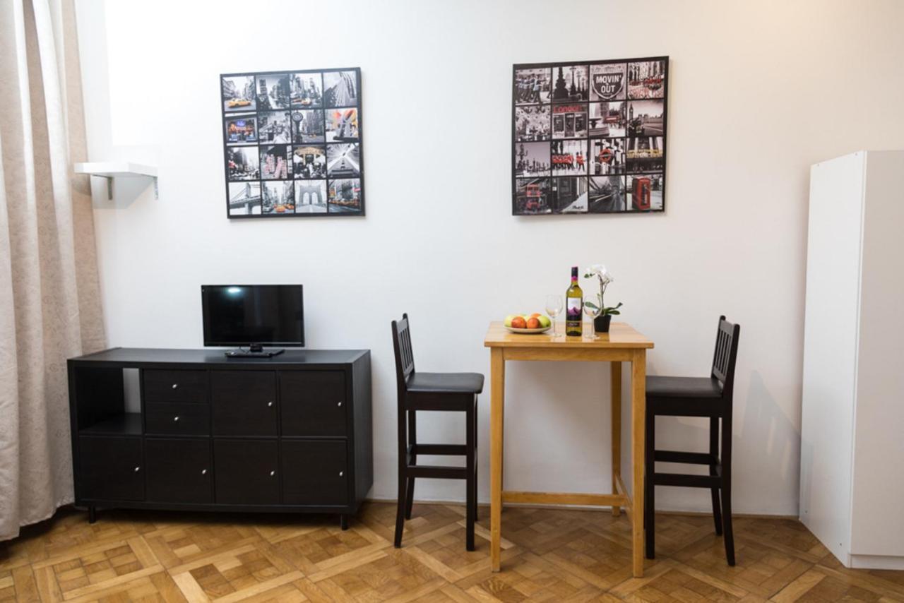 פראג Welcome Apartments On Lublanska מראה חיצוני תמונה