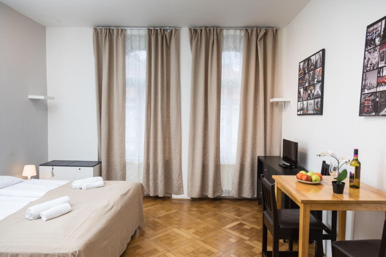 פראג Welcome Apartments On Lublanska מראה חיצוני תמונה