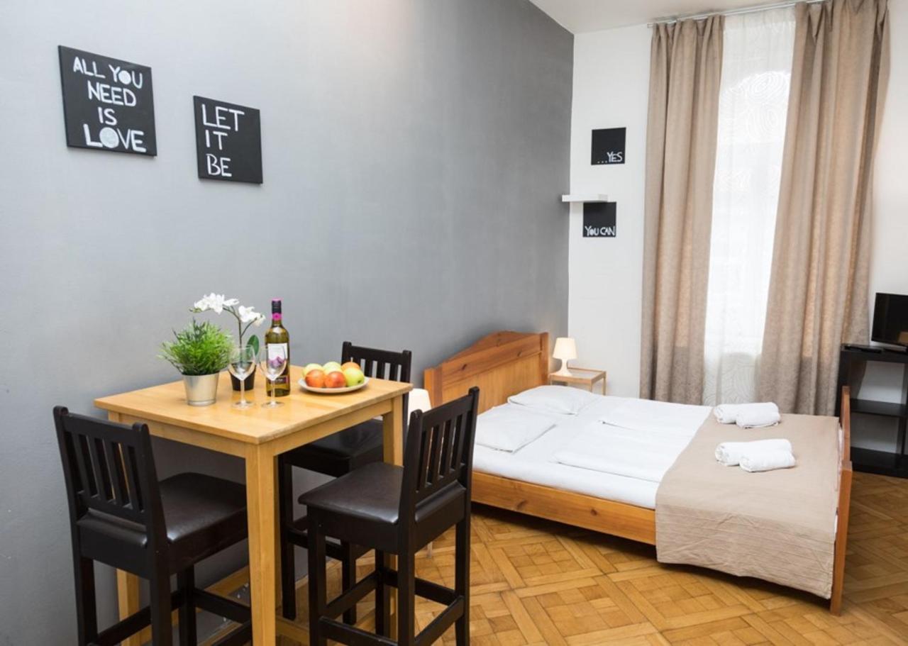 פראג Welcome Apartments On Lublanska מראה חיצוני תמונה